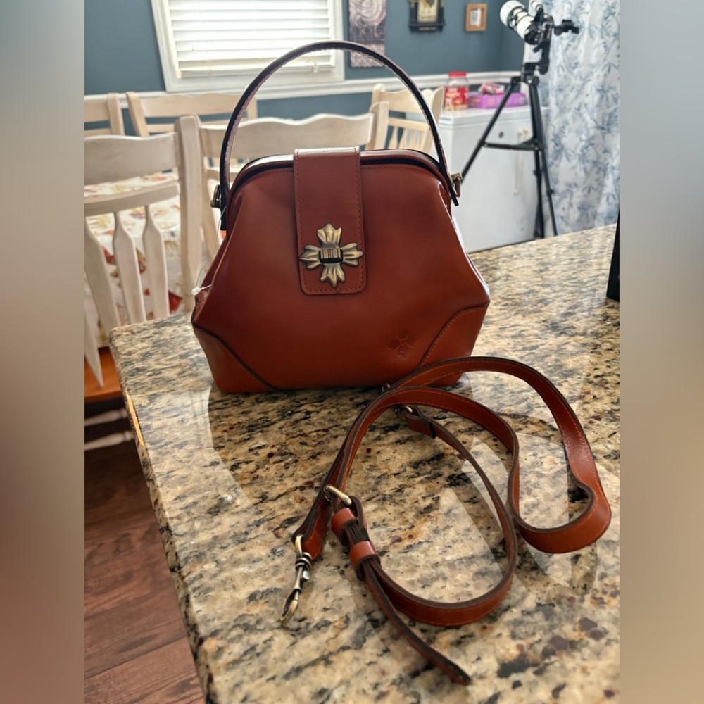 Patricia Nash Kettlewell frame bag  nwot!!!